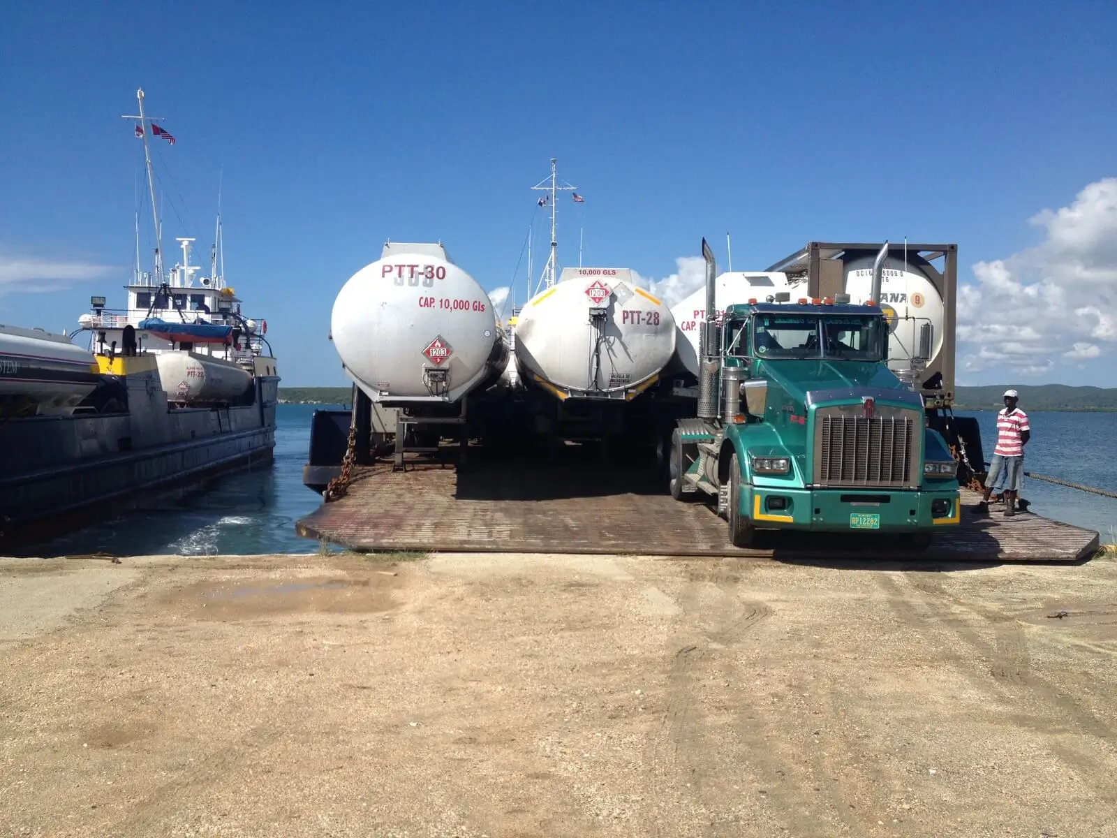 Delivery Tanks to the carribbean